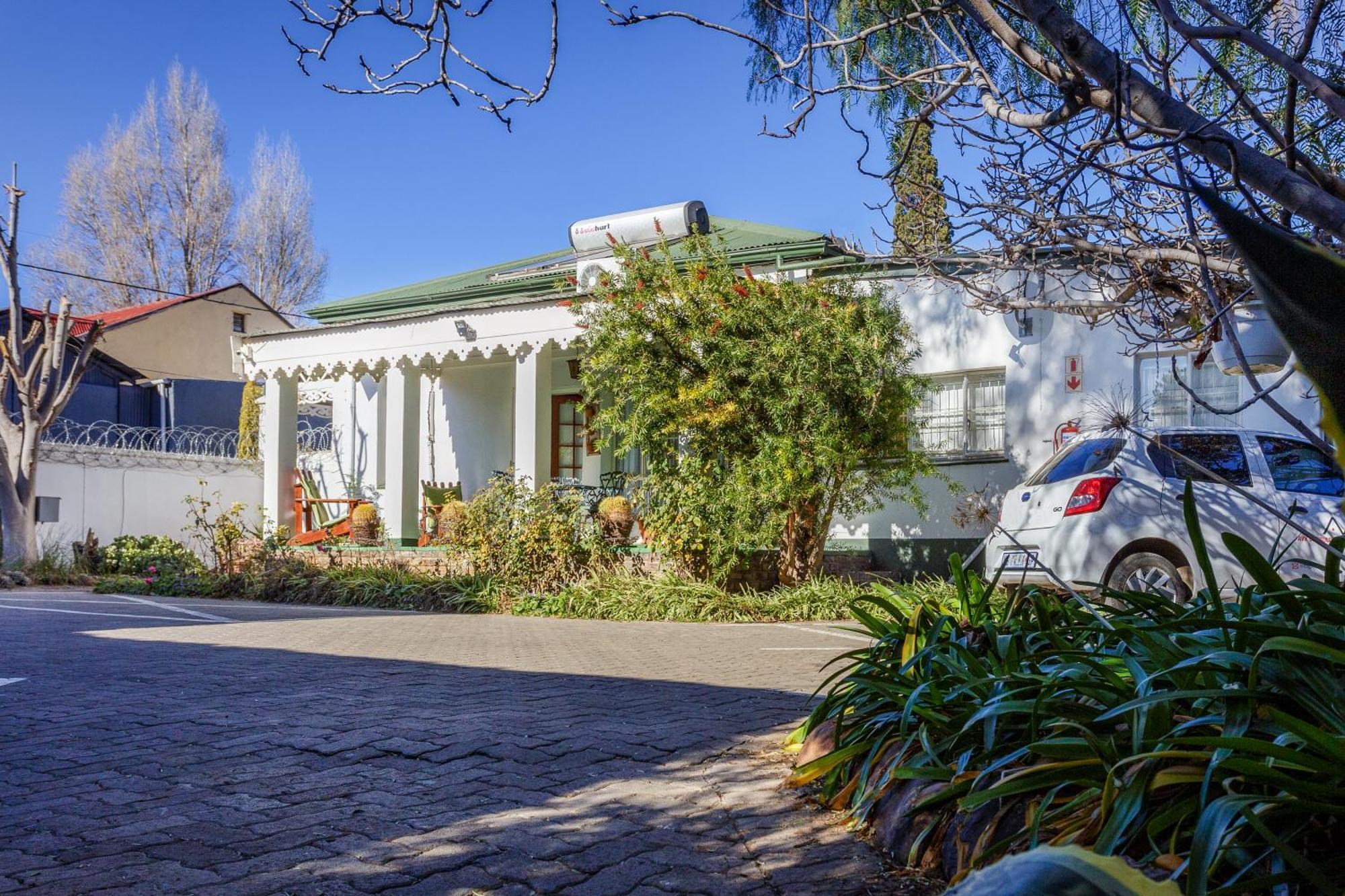 Horse And Mill Guesthouse Colesberg Zewnętrze zdjęcie