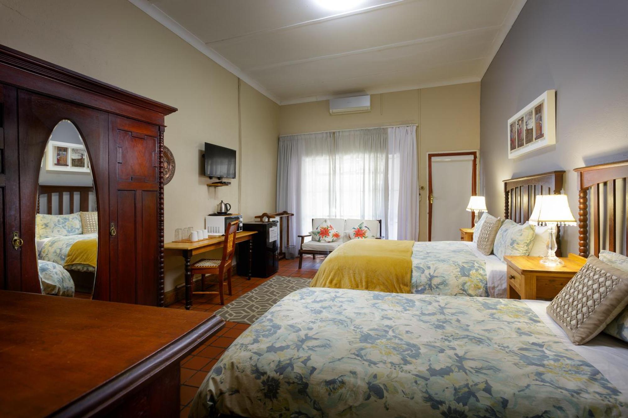 Horse And Mill Guesthouse Colesberg Zewnętrze zdjęcie